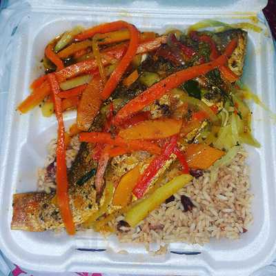 Island Spice Jamaican Restaurant, Colonial Heights