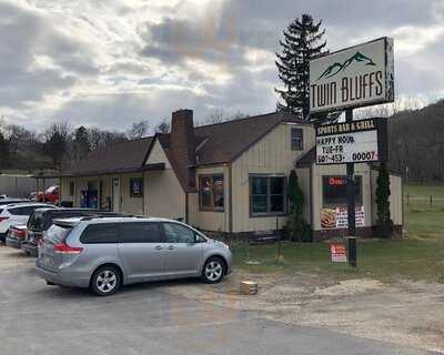 Twin Bluffs Sports Bar & Grill, Winona