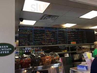 Mc Golf Cafe & Creamery
