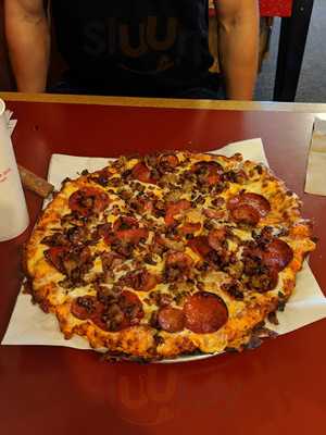Round Table Pizza