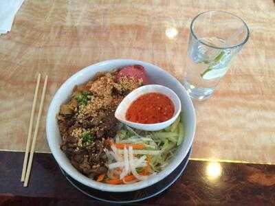 Vietnam Bistro Res Llc