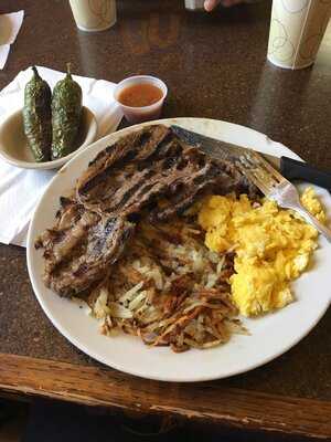 Harry's Cafe, Perris