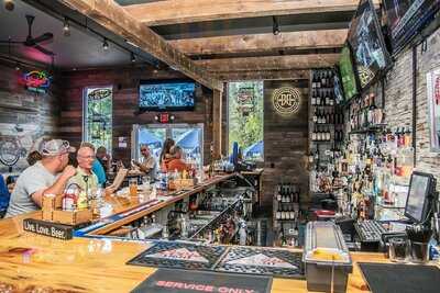 Treehouse Pub & Eatery, Bettendorf