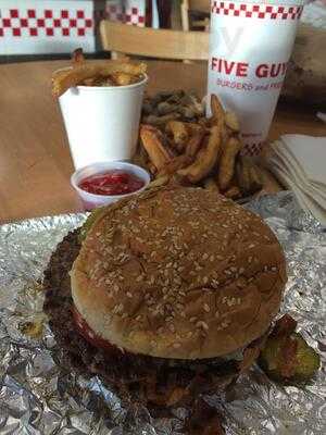 Five Guys, Burlington