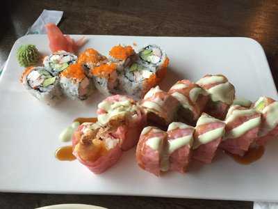 Nikki's Gourmet And Sushi