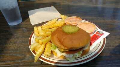 The Fountain Drive-In, Arlington