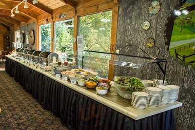 Forrest Hills Mountain Resort & Conference Center Restaurant, Dahlonega