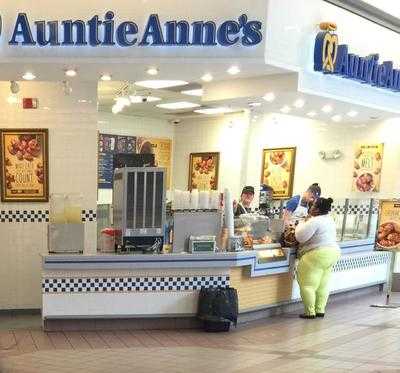 Auntie Anne's, South Burlington