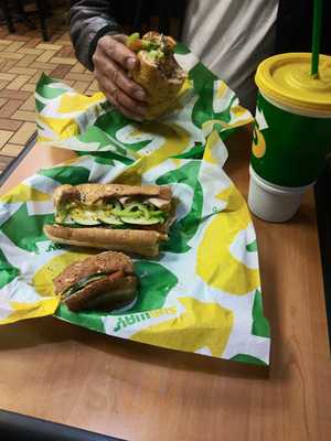 Subway, Perris