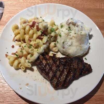 Applebee's Grill + Bar, Chesterfield