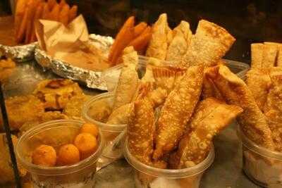 Maria La Lechonera Food Truck