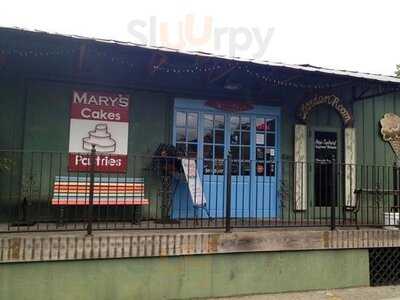 Mary's Cakes and Pastries, Northport