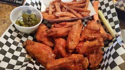 Wingin' It Bar & Grille, Fuquay-Varina