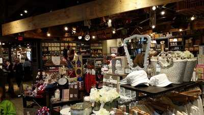 Cracker Barrel, Tualatin