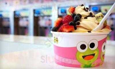 Sweetfrog Premium Frozen Yogurt, Guilford