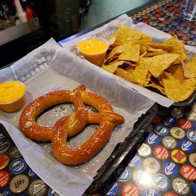 Woodshed Bar And Grill