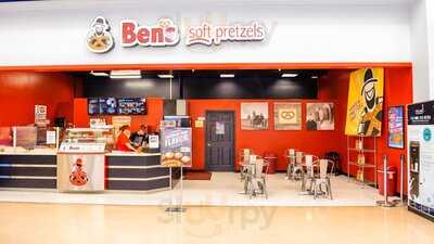 Ben's Soft Pretzels, Greenfield