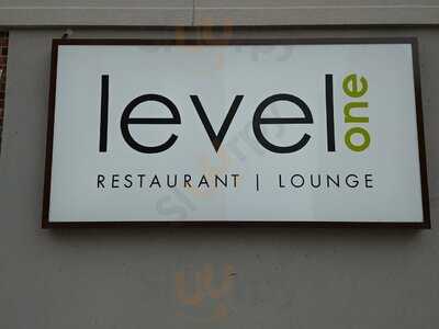 LevelOne Restaurant & Lounge, Neenah