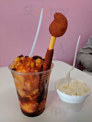 La Michoacana Ice Cream and Antojitos, Lynwood