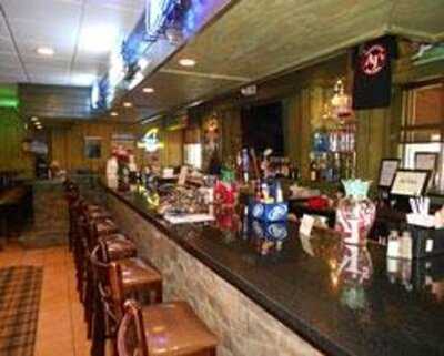 Aj's Sports Bar & Grill