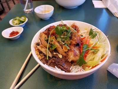 Saigon Gardens, Commerce City