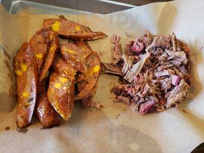 Dickey's Barbecue Pit, Bear