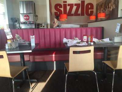 Smashburger, Batavia