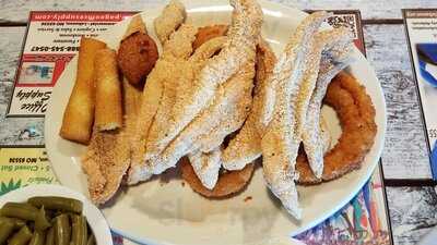 Dowd's Catfish and BBQ, Lebanon