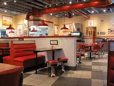 Freddy's Frozen Custard & Steakburgers
