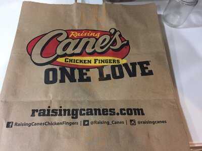 Raising Canes Chicken Fingers