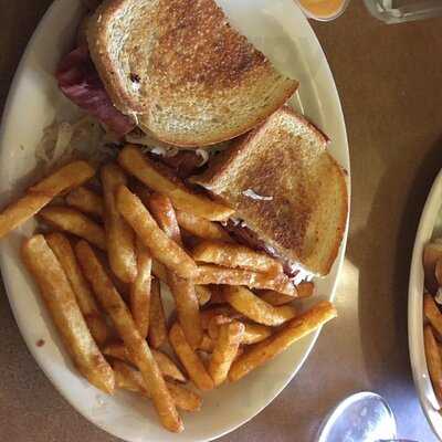 Bread Basket Restaurant, Barrington