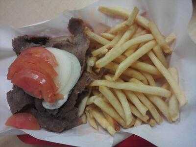 George's Gyros Spot, Chesterton