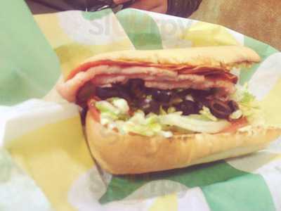 Subway, Naugatuck