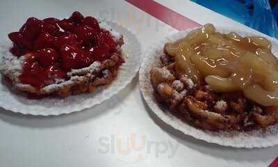 Granny's Famous Funnel Cake Haus, Helen