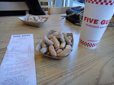 Five Guys, Pinole