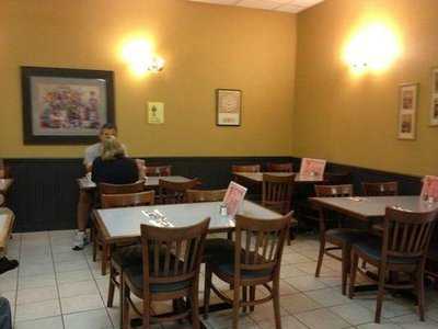 Manoa Diner & Deli menu
