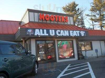 Hooters