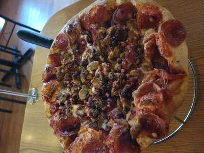 Brickhouse Burgers Pizza & Pasta