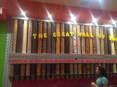 Yogo Crazy Frozen Yogurt