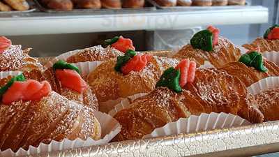 Brother's Quality Bakery and Deli, Kearny