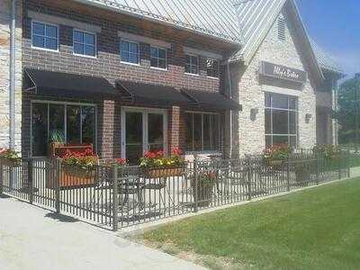 Ally's Bistro, Menomonee Falls