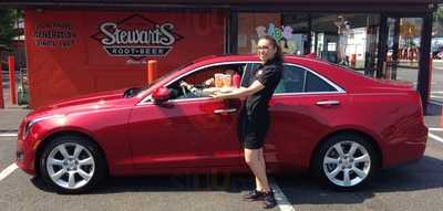 Stewart's Root Beer Drive-in