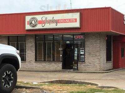 Shipley Do-Nuts, Clinton