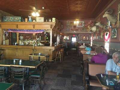 Maggie's Tavern, Cadillac