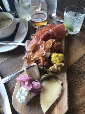 Trident Galley & Raw Bar