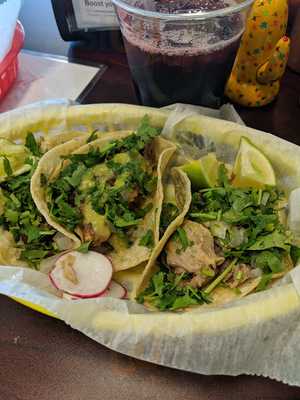 Taqueria El Garage, Williston