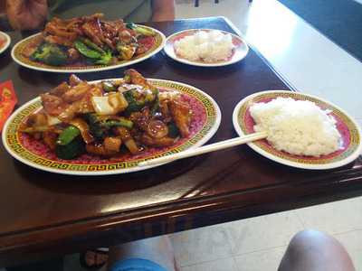 Chinatown Kitchen, Menomonee Falls