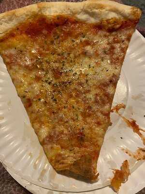 Ferraro's Pizza, Plainfield