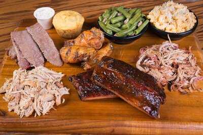 Old Carolina Barbecue Company - Rocky River, Rocky River