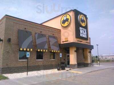 Buffalo Wild Wings Grill & Bar